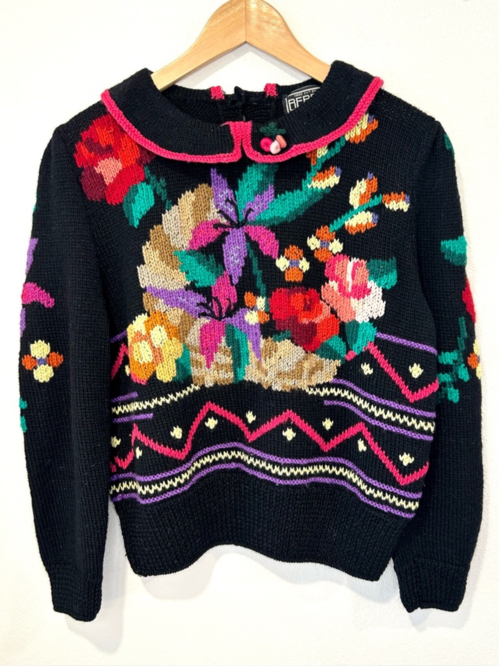 Vintage 80s Floral Hand-knit Sweater Boho Preppy Cozy Cottagecore Grandma Size L